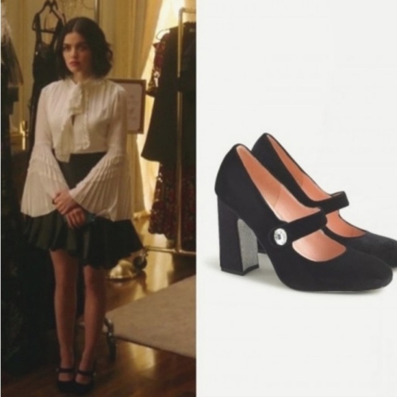 J. Crew Mary Jane Black Velvet Pumps Jewel detail NWOB 7 Party Formal Holiday - Picture 1 of 16